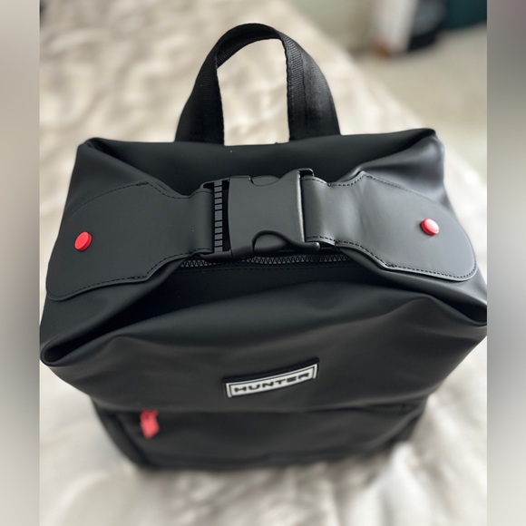 Hunter Top Clip Backpack Bag Black NEW with Tags - Picture 3 of 10